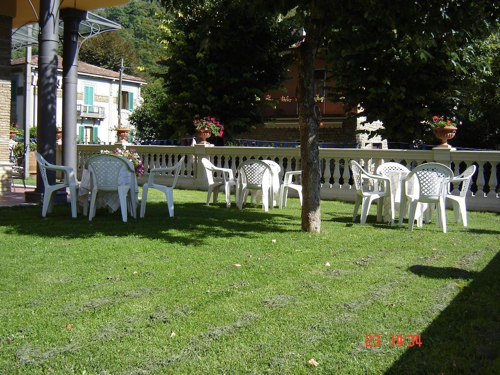 Hotel La Rosa Ronta Kültér fotó