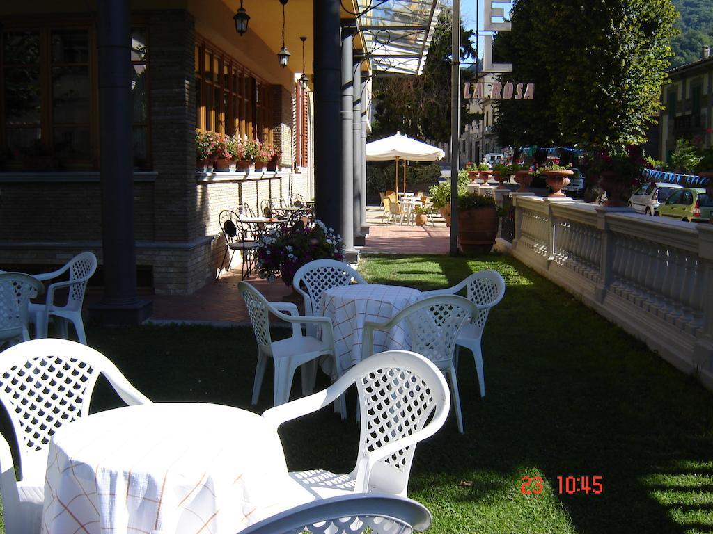 Hotel La Rosa Ronta Kültér fotó
