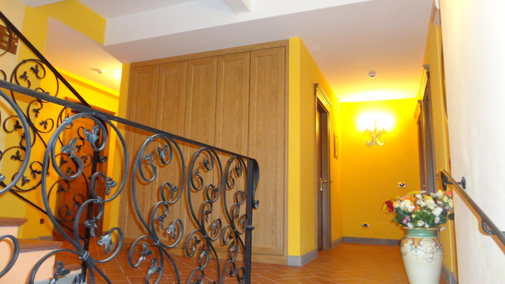 Hotel La Rosa Ronta Kültér fotó