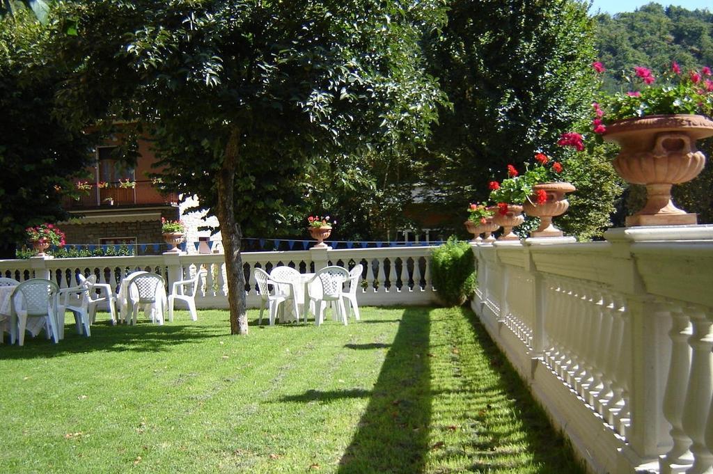 Hotel La Rosa Ronta Kültér fotó