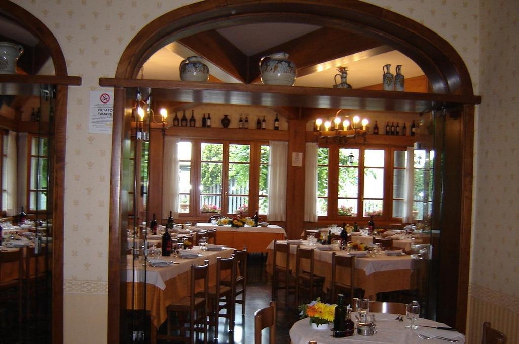 Hotel La Rosa Ronta Kültér fotó